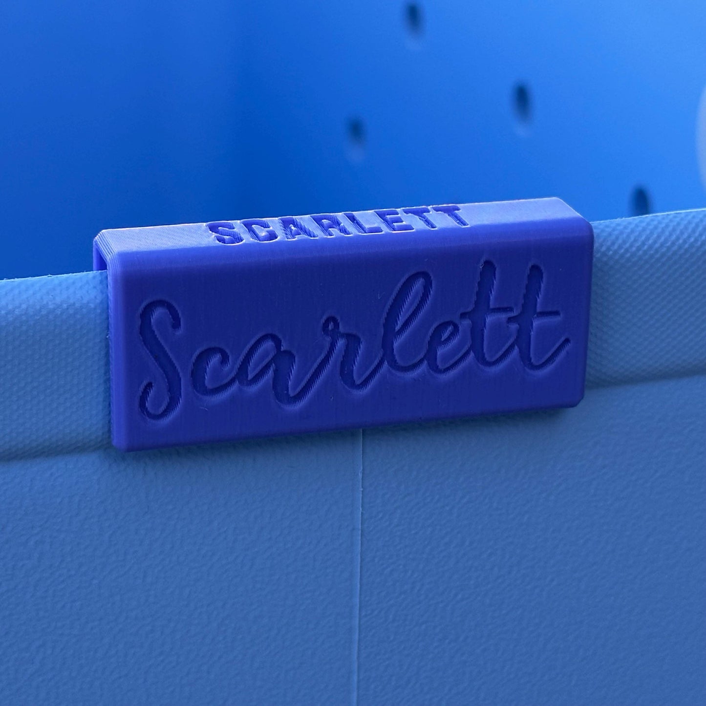custom name clip on a bogg bag