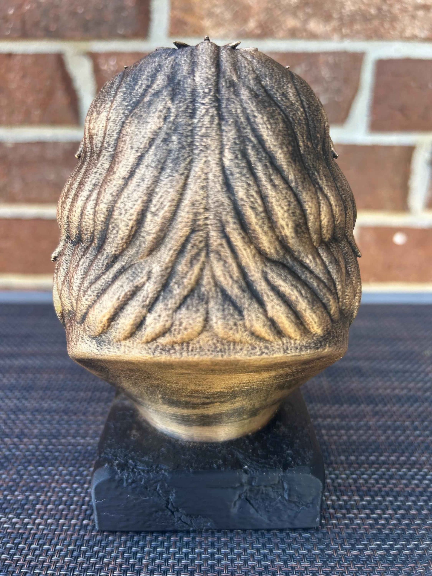 Lion Bust - Hand-Painted, Customizable, 3D Printed