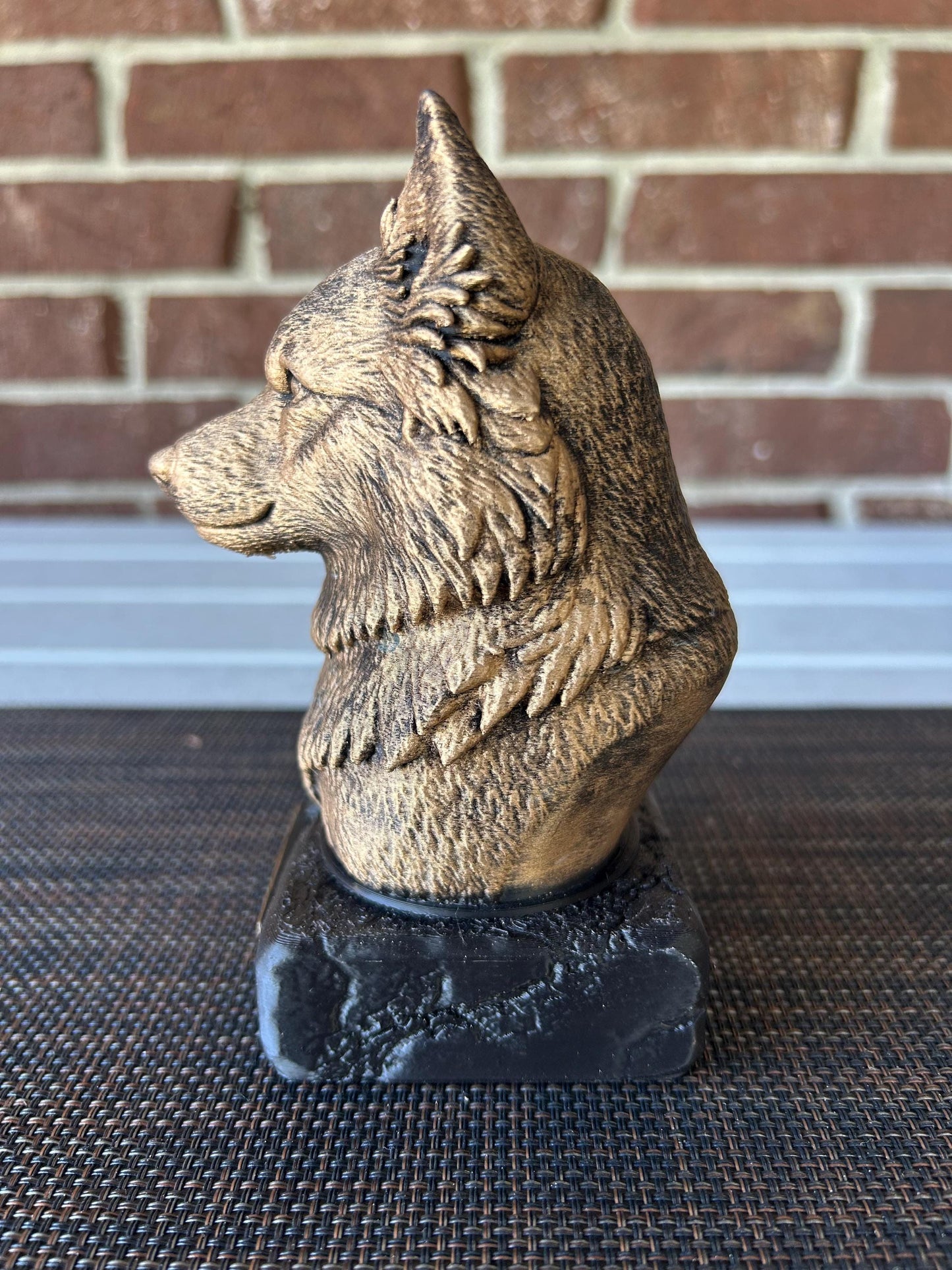 Icelandic Sheepdog Bust - Hand-Painted, Customizable, 3D Printed