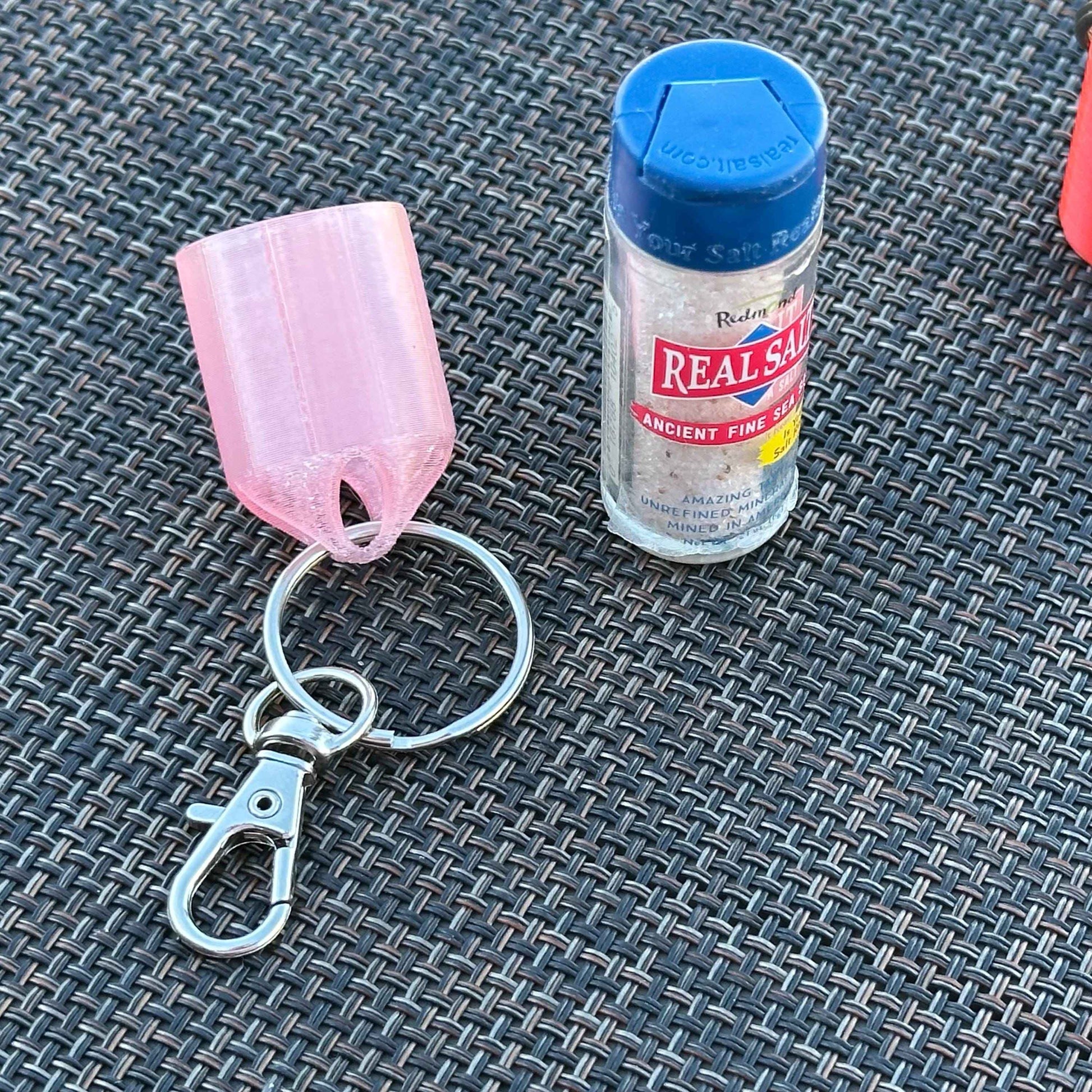 Keychain for Redmond Real Salt Mini Shaker, Keychain salt shaker, grip holder