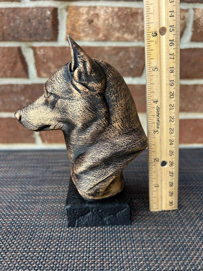 Husky Bust  - Hand-Painted, Customizable, 3D Printed