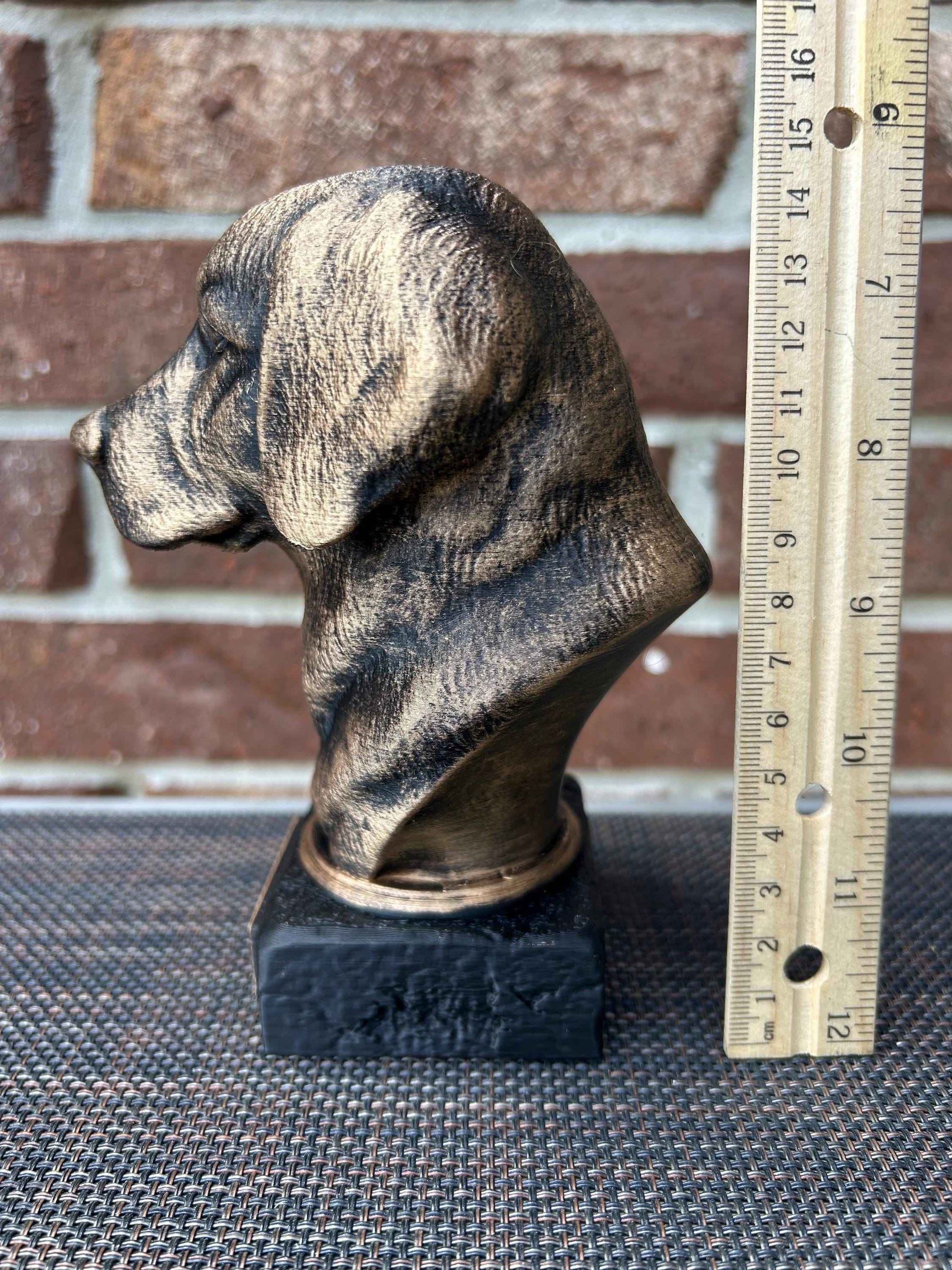 Golden Retriever Bust  - Hand-Painted, Customizable, 3D Printed