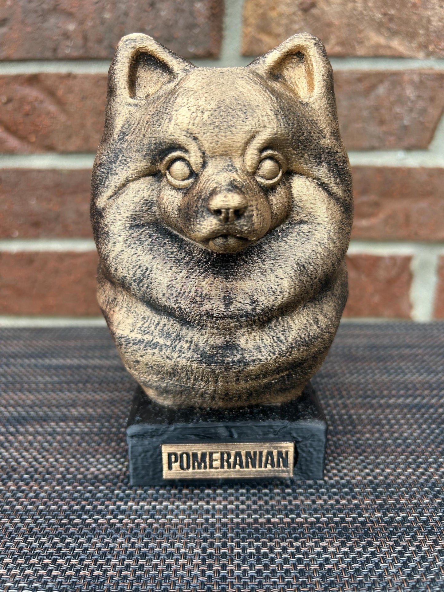 Pomeranian Bust - Hand-Painted, Customizable, 3D Printed