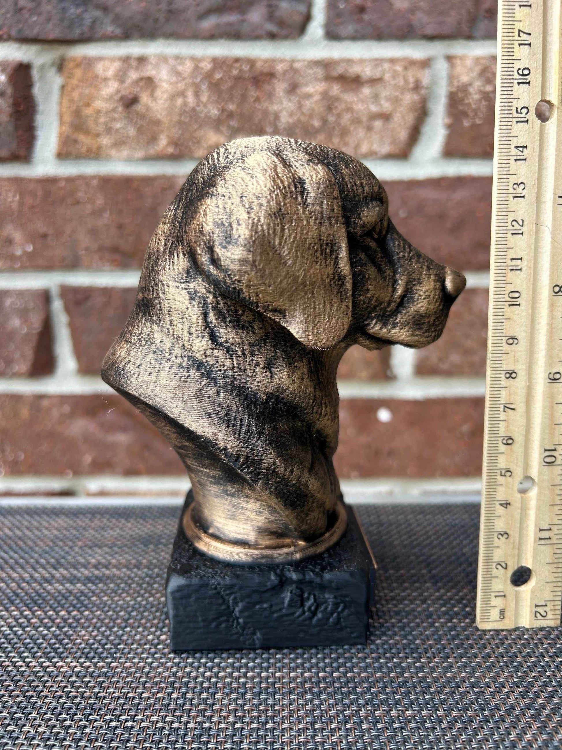 Golden Retriever Bust  - Hand-Painted, Customizable, 3D Printed