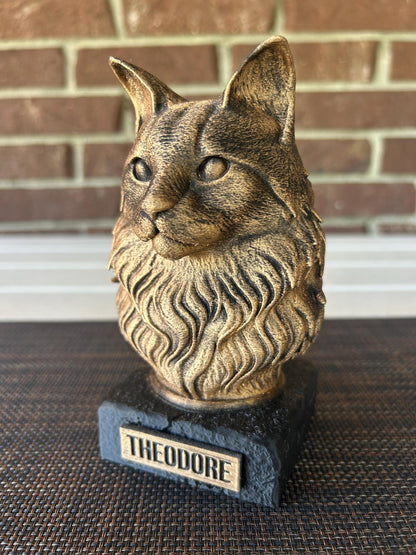 Maine Coon Bust - Hand-Painted, Customizable, 3D Printed