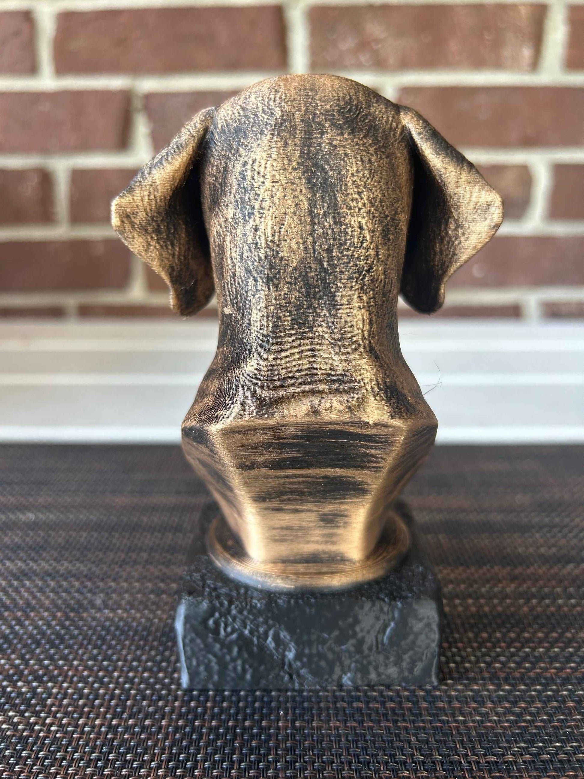 Hungarian Vizsla - Hand-Painted, Customizable, 3D Printed