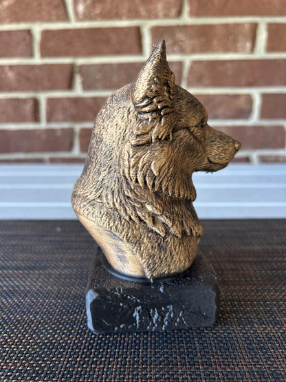 Icelandic Sheepdog Bust - Hand-Painted, Customizable, 3D Printed