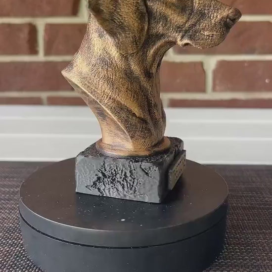 Hungarian Vizsla - Hand-Painted, Customizable, 3D Printed